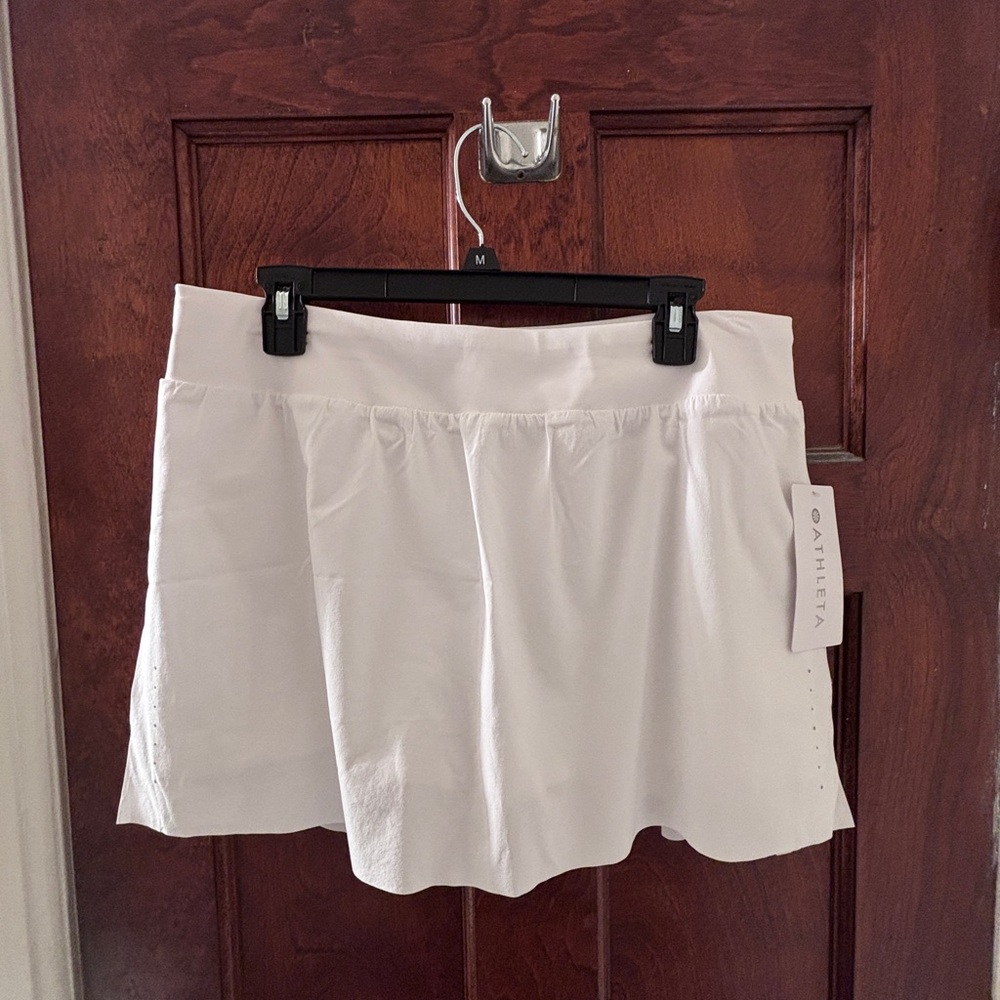 NWT Athleta Sz L Fast Route Mid Rise 13" Run Skort in White, Reflective Glintz - Picture 4 of 12